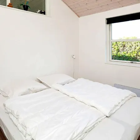 6 Person Holiday In Karreb Ksminde